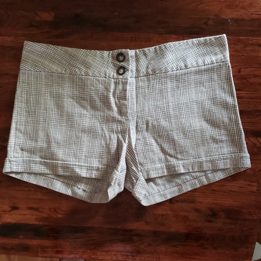 Urban Behavior Short Shorts Small